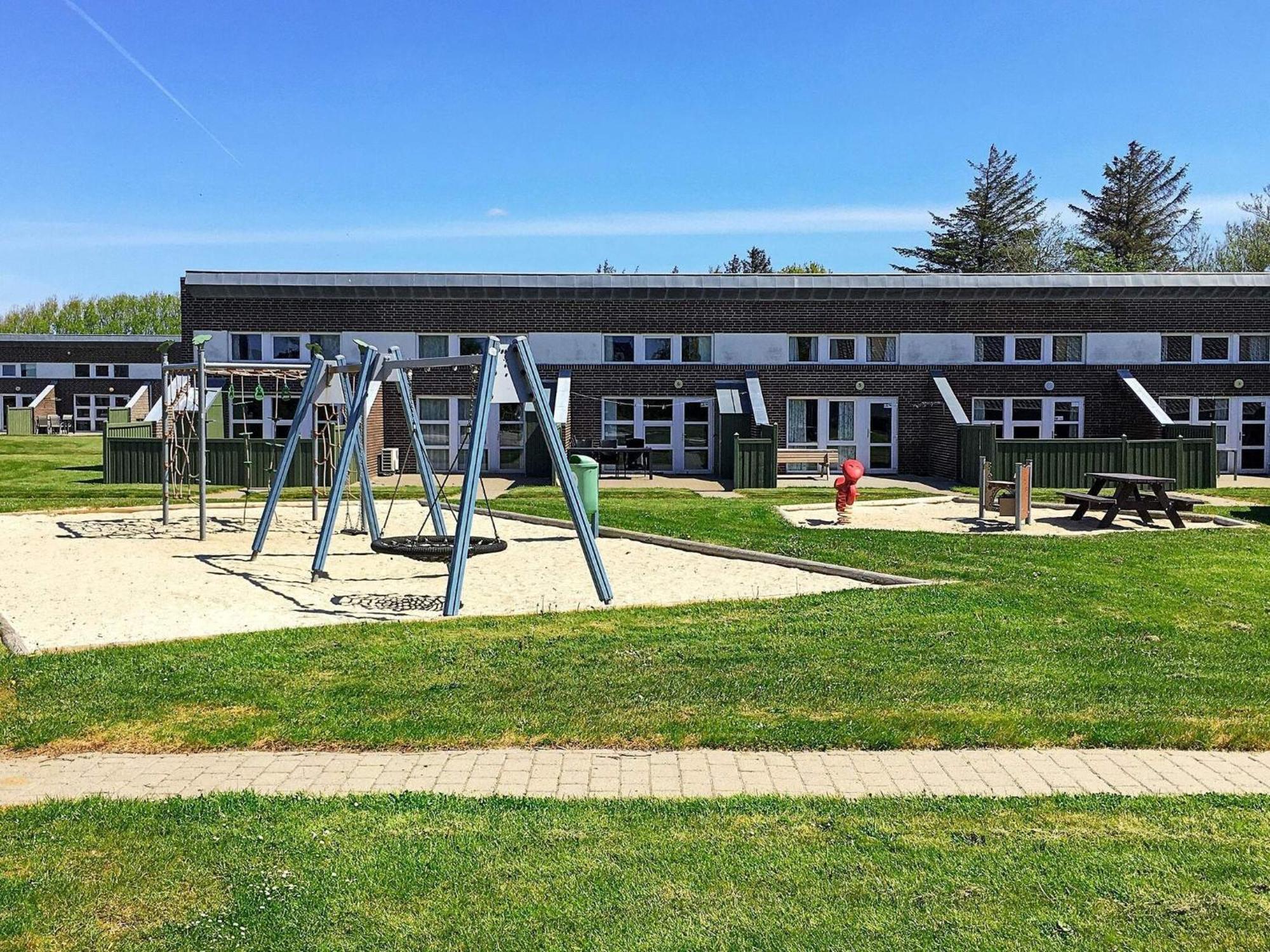 6 Person Holiday Home On A Holiday Park In Hemmet Esterno foto