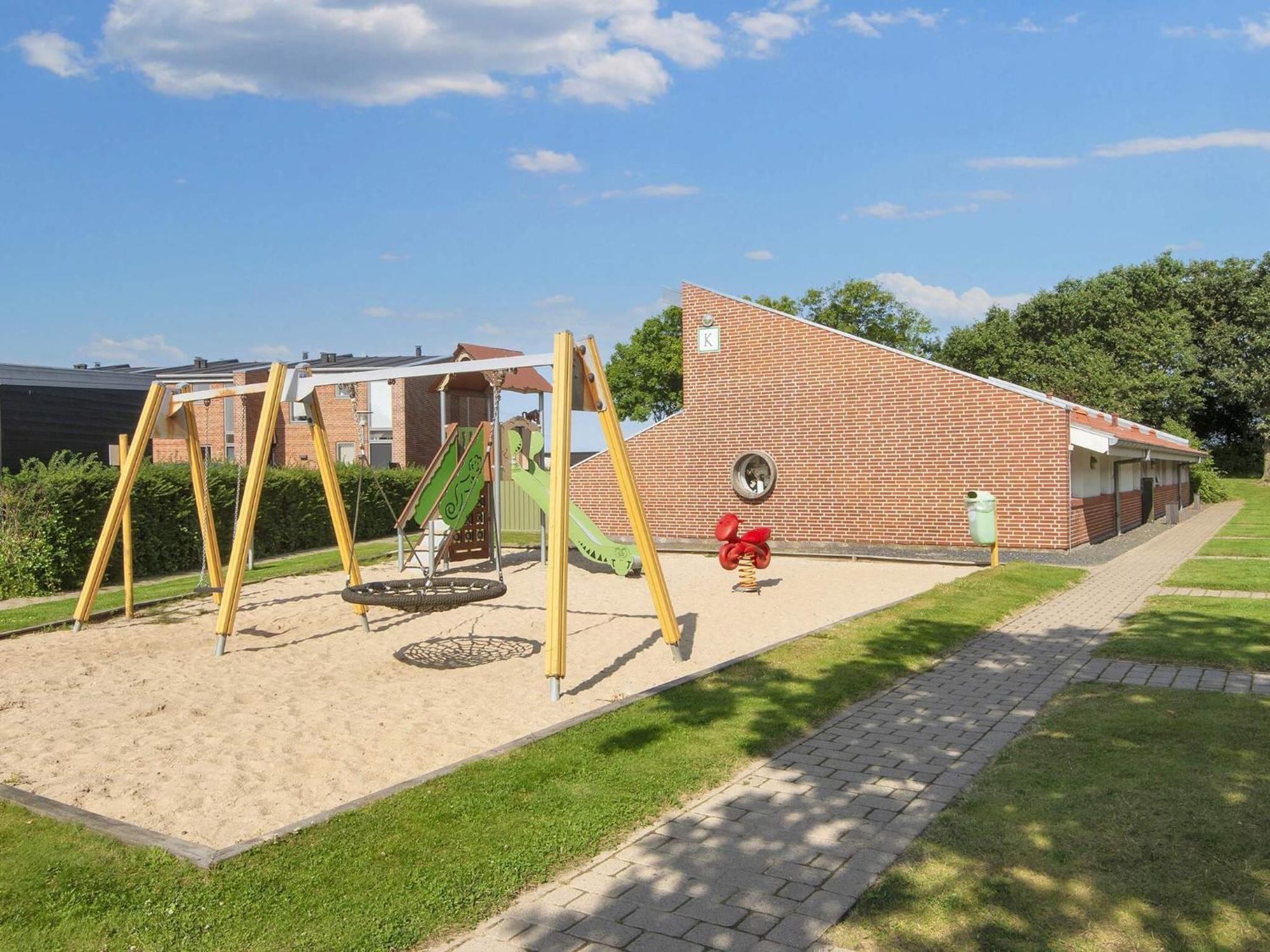 6 Person Holiday Home On A Holiday Park In Hemmet Esterno foto